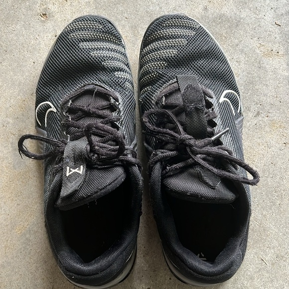 Nike Metcon 8 - Picture 2 of 3